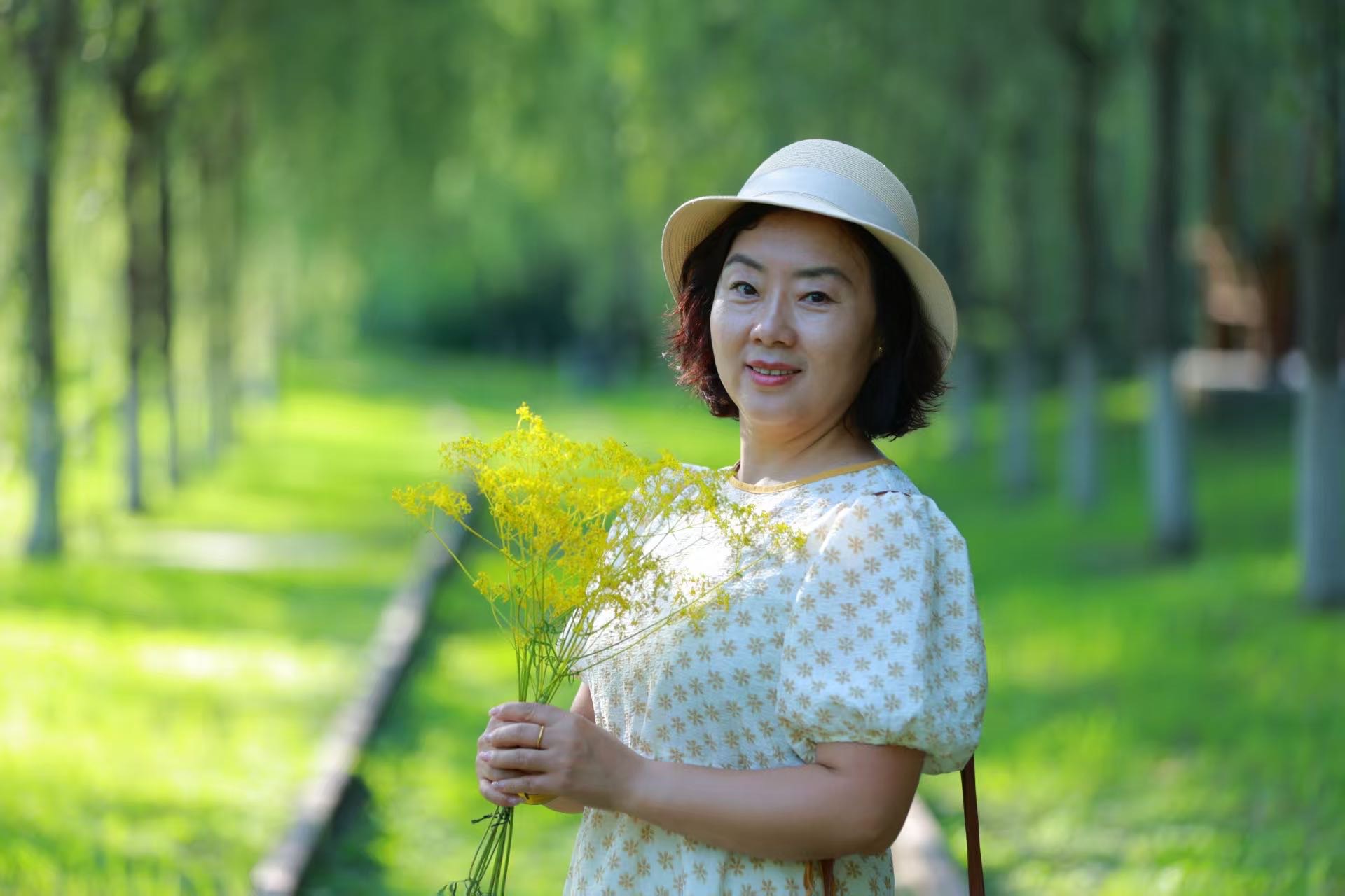 找快乐的老伴搭子
