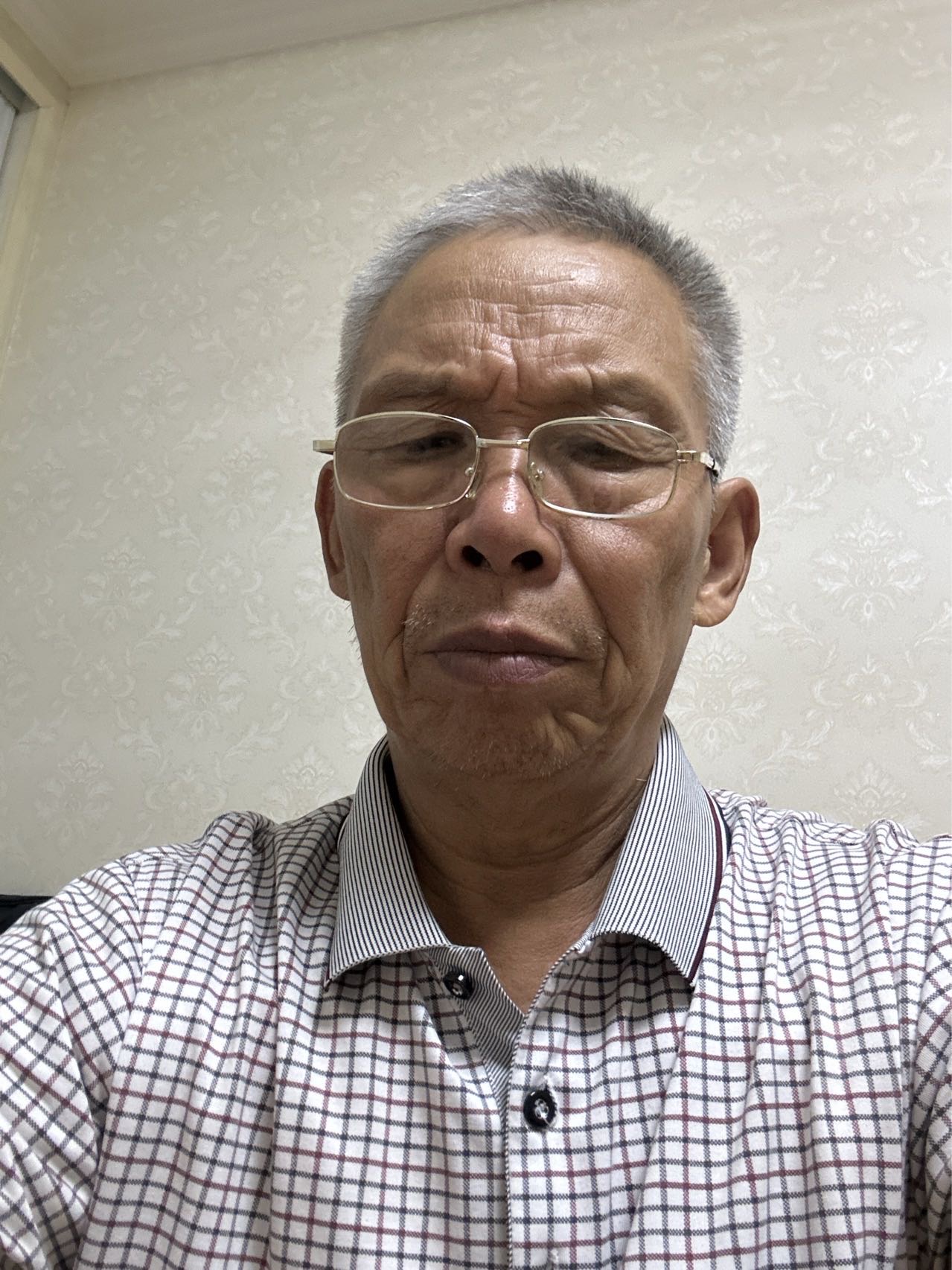 找心格开朗老伴搭子