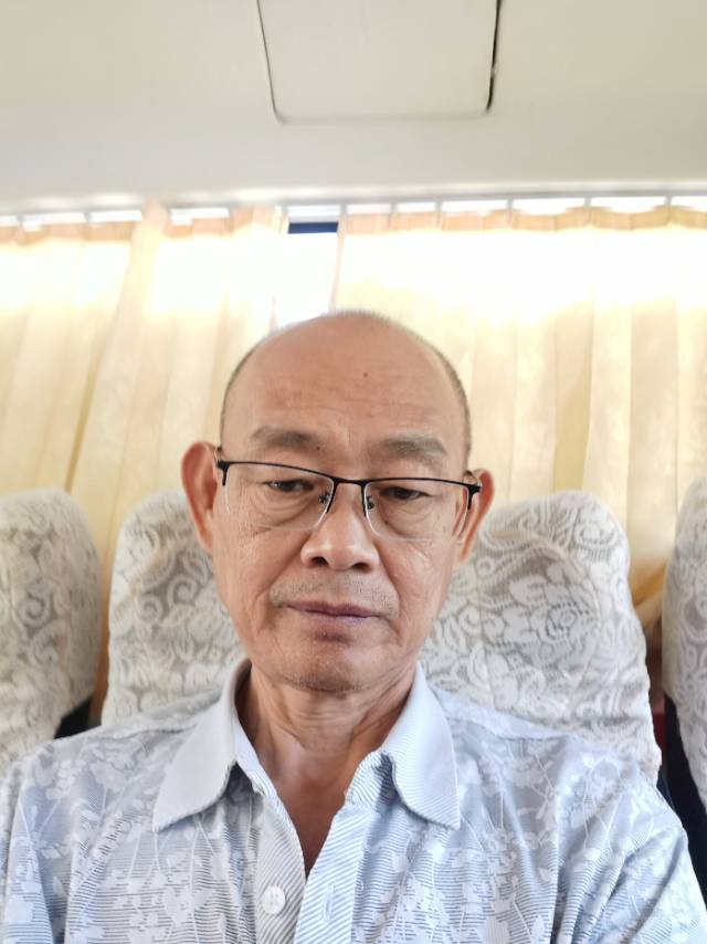 找生活的老伴搭子