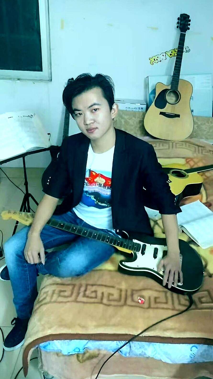 找爬山老伴搭子