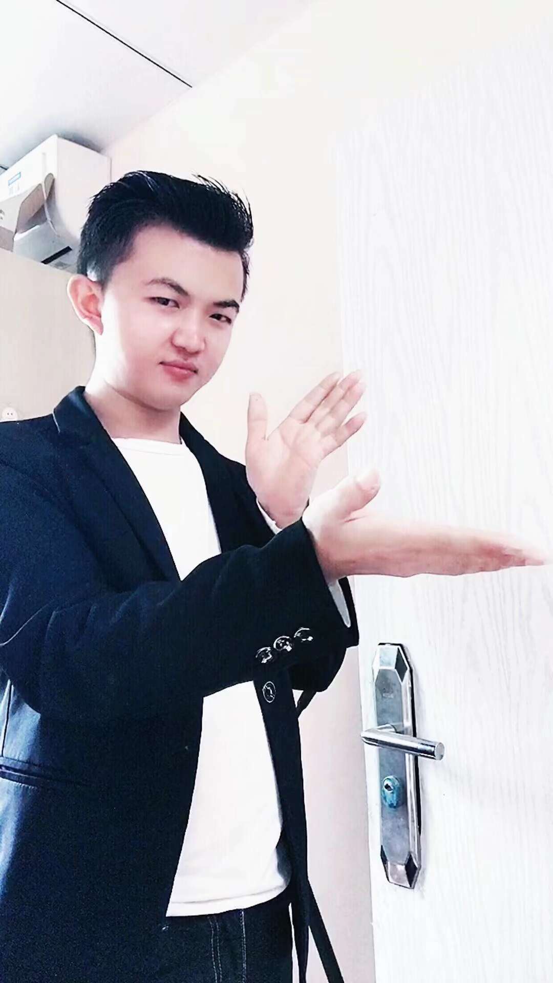 找爬山老伴搭子