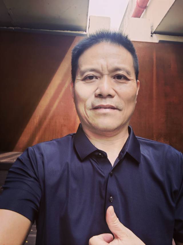 找读书学习聊天老伴搭子