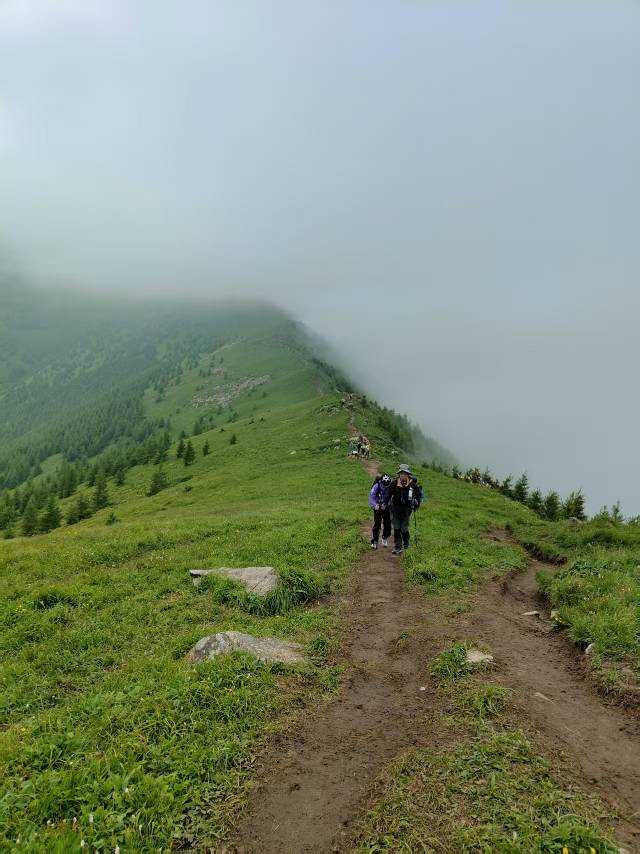 找户外老伴搭子