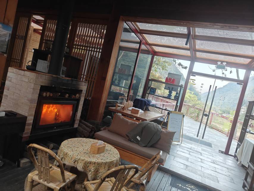 找聊天老伴搭子