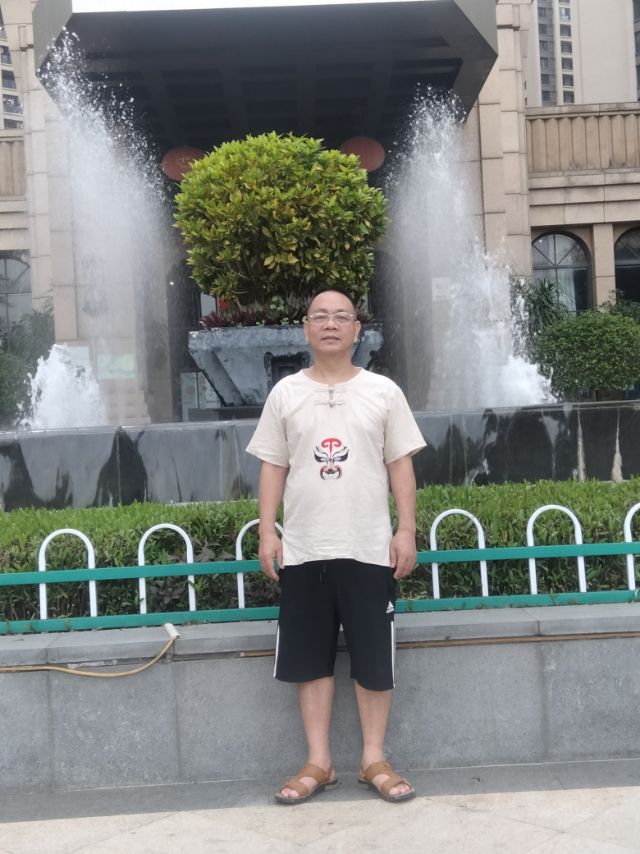 找恋爱老伴搭子