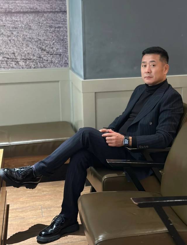 找恋爱老伴搭子