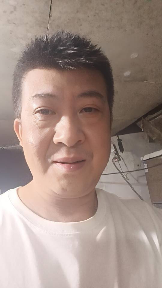 找找个50以下的老伴搭子