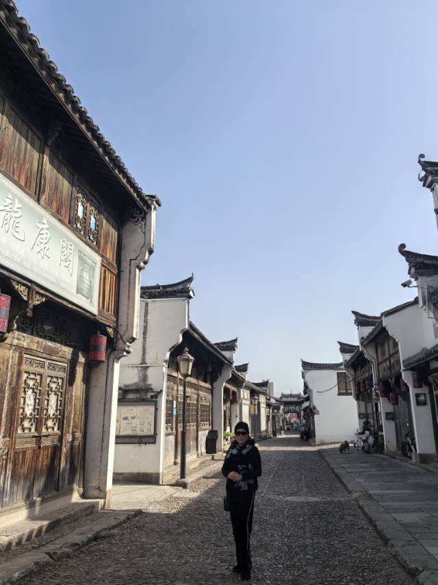 找旅游老伴搭子