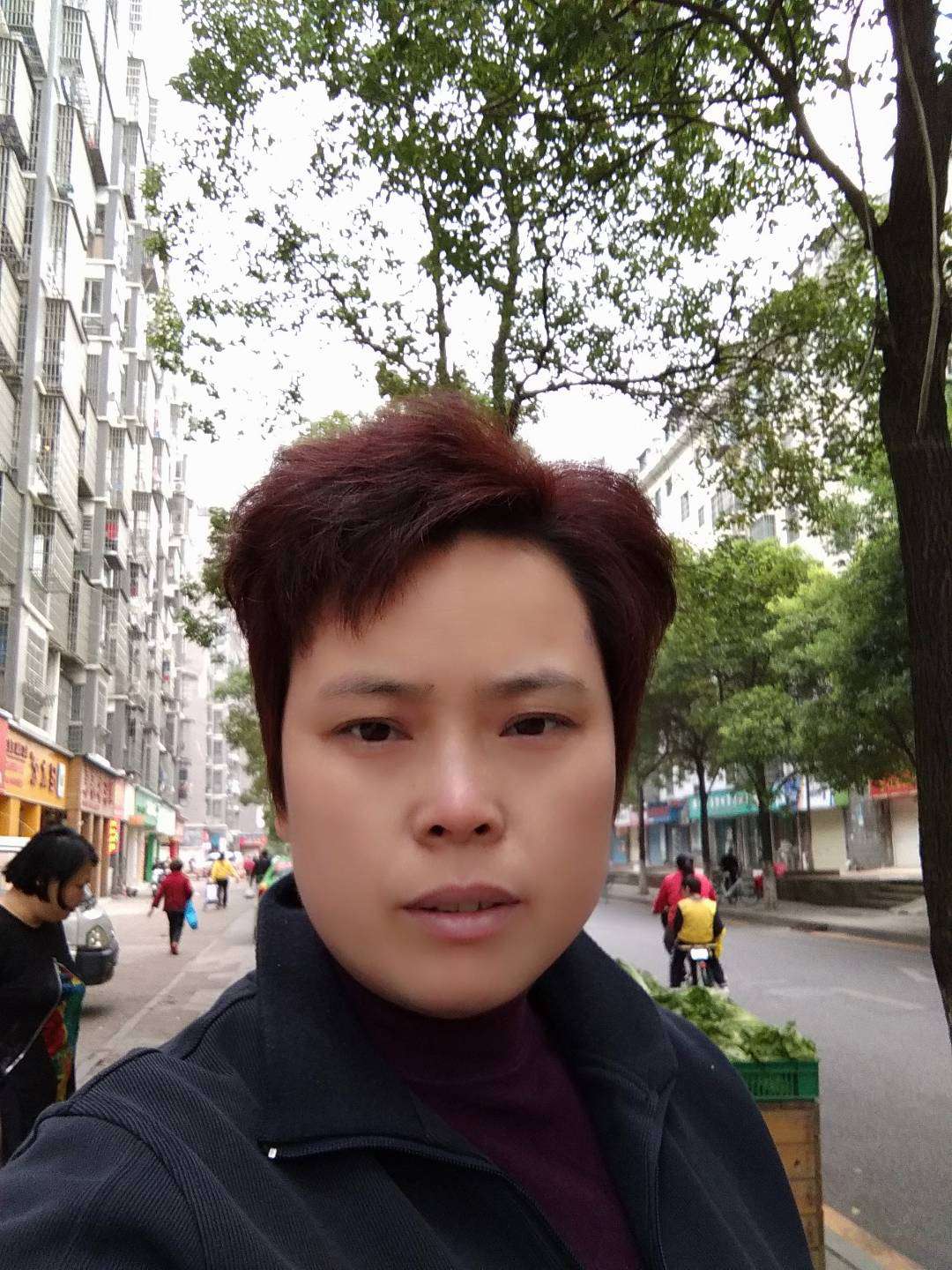 找性格开朗老伴搭子