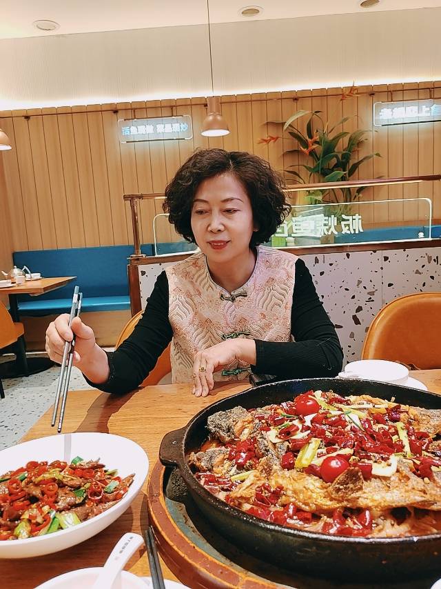 找运动旅行打乒乓球老伴搭子