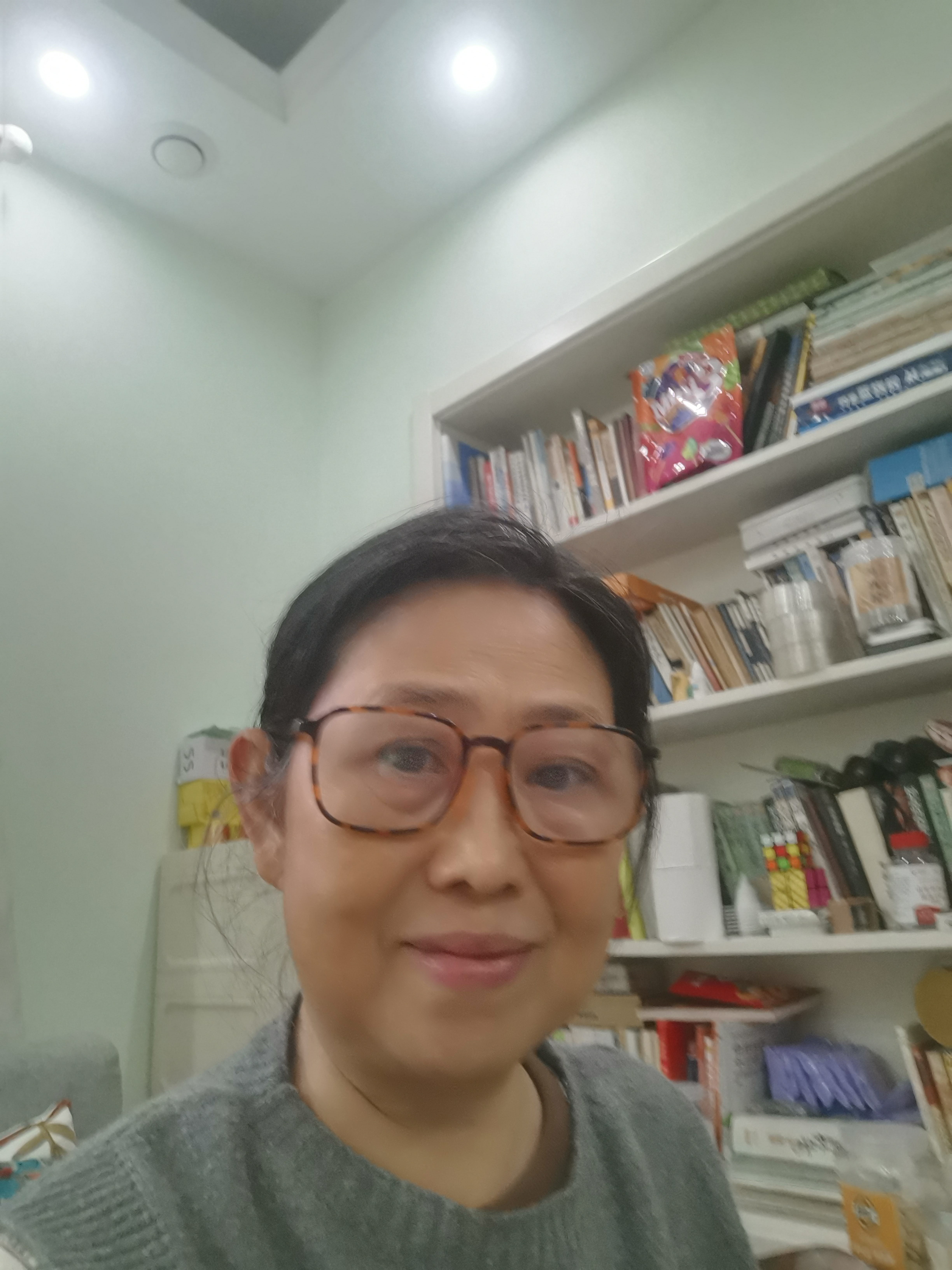 找聊天老伴搭子