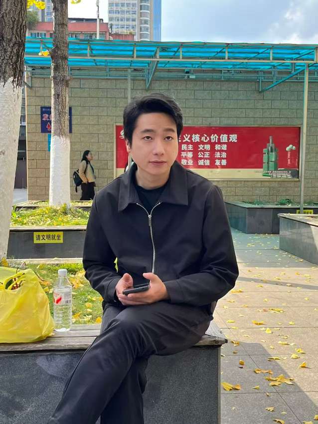 找志同道合的老伴搭子