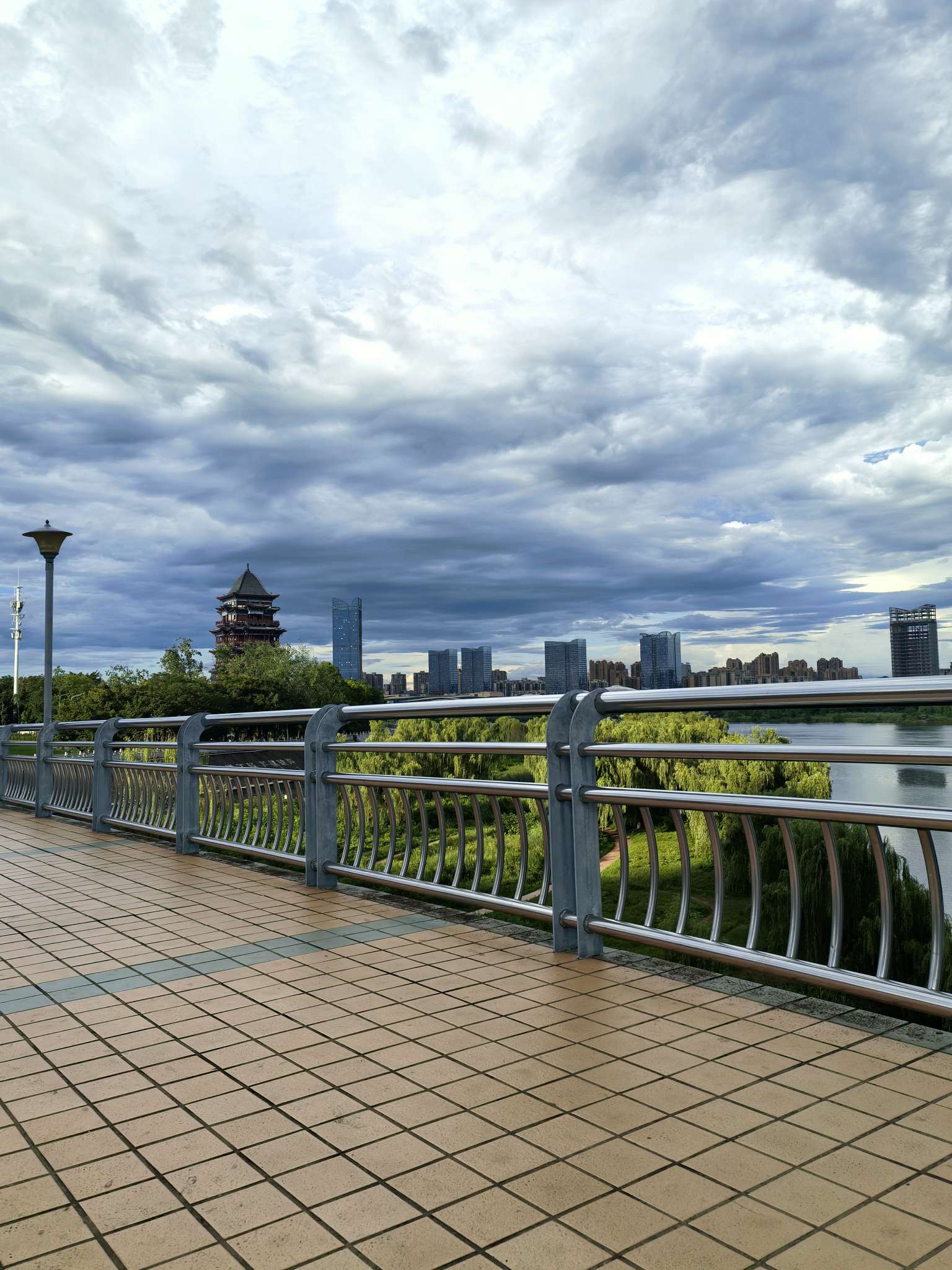 找唱歌跳舞散步老伴搭子