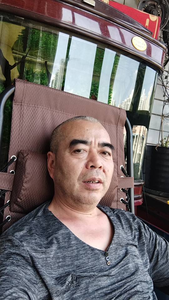 找钩鱼老伴搭子