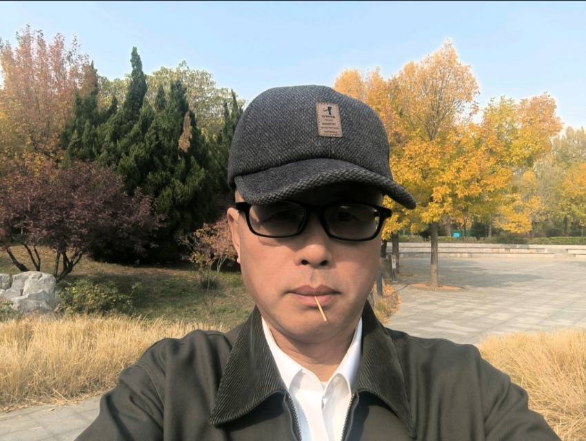 找运动或吃饭老伴搭子