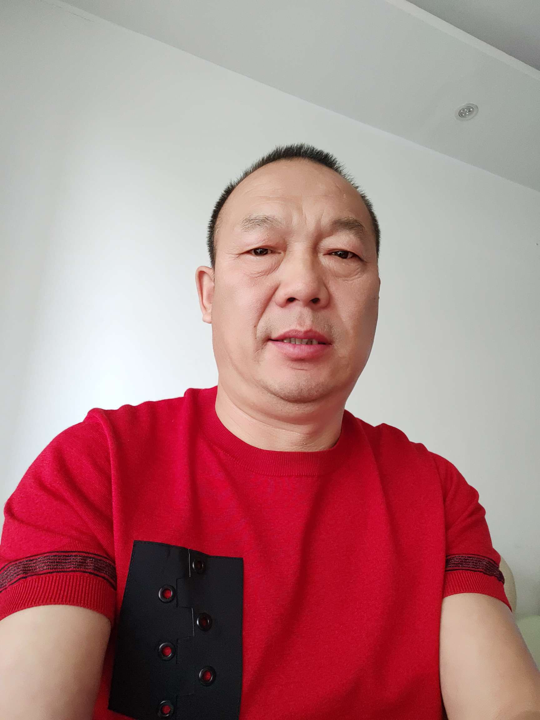 找过年老伴搭子