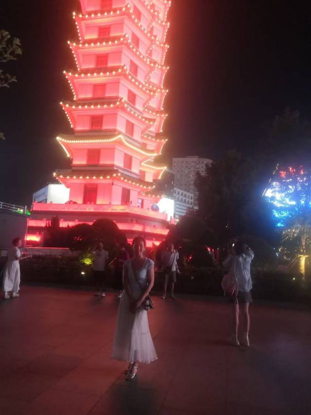 找聊天老伴搭子