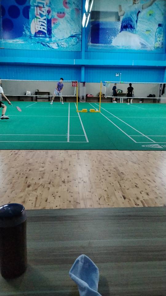 找羽毛球爱好者老伴搭子