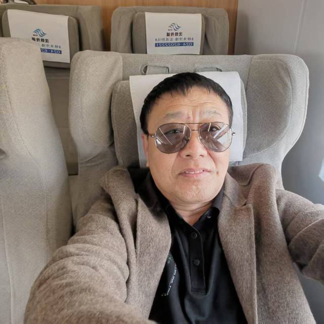 找旅游老伴搭子