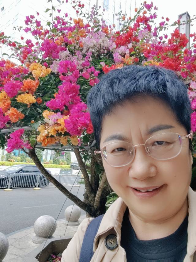 找开朗乐观老伴搭子