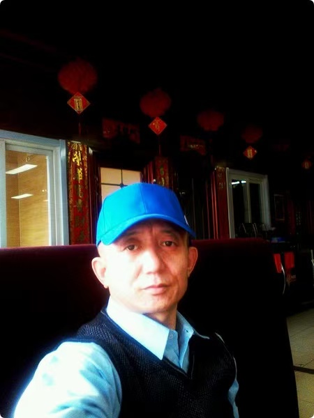 找健谈老伴搭子