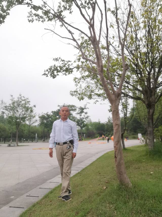 找聊天老伴搭子