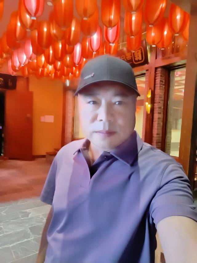 找恋爱老伴搭子