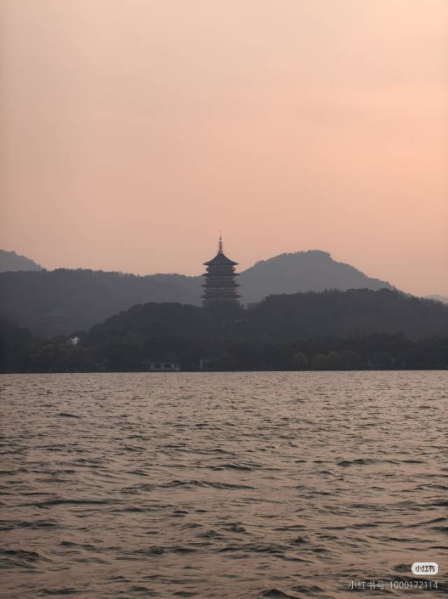 找旅游老伴搭子