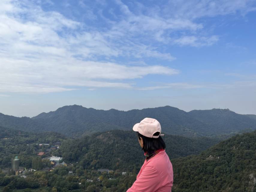 找爬山老伴搭子