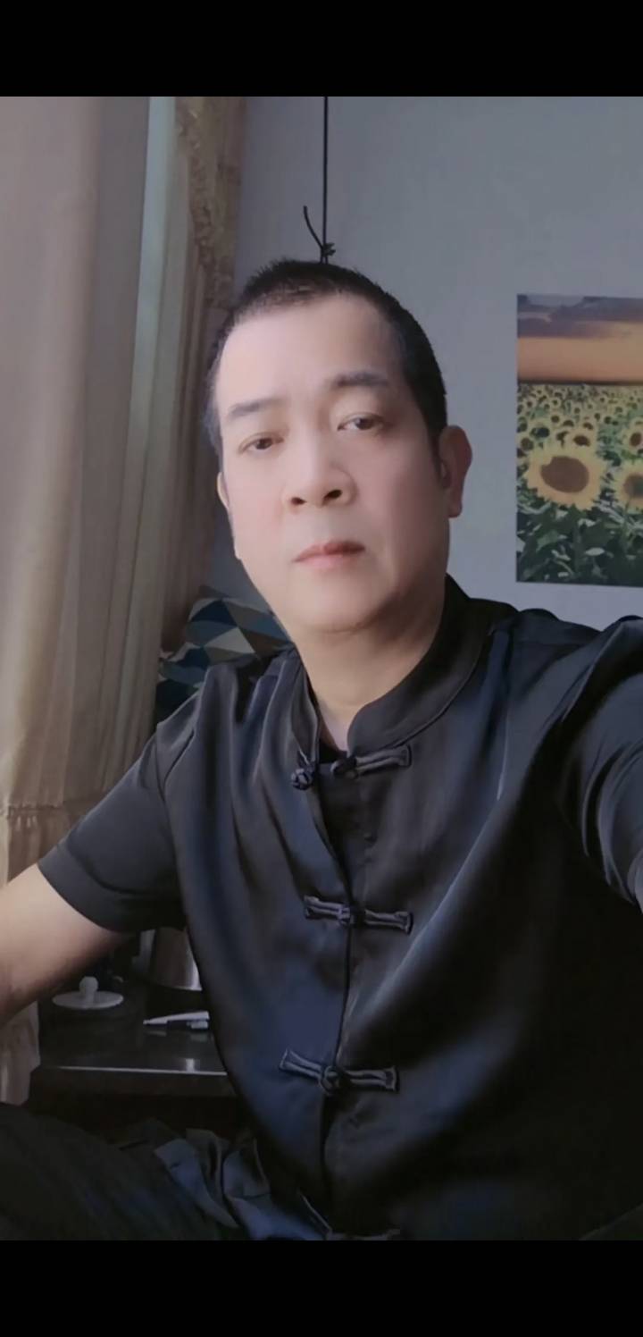 找聊天老伴搭子