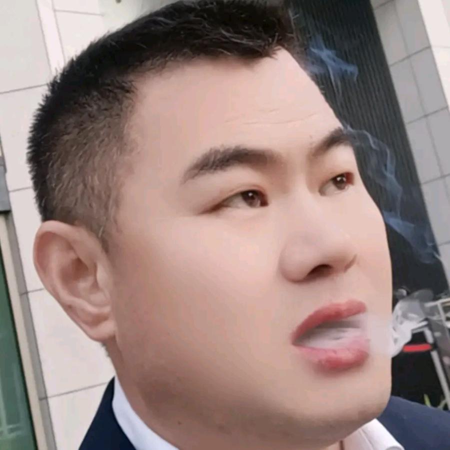 找爬山老伴搭子