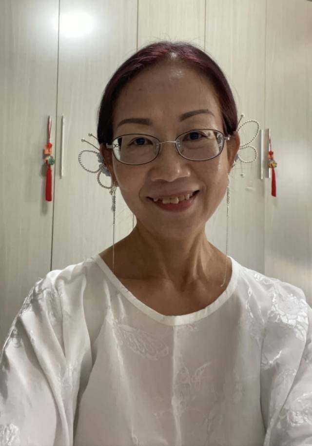 晖伴中老年人找老伴搭子