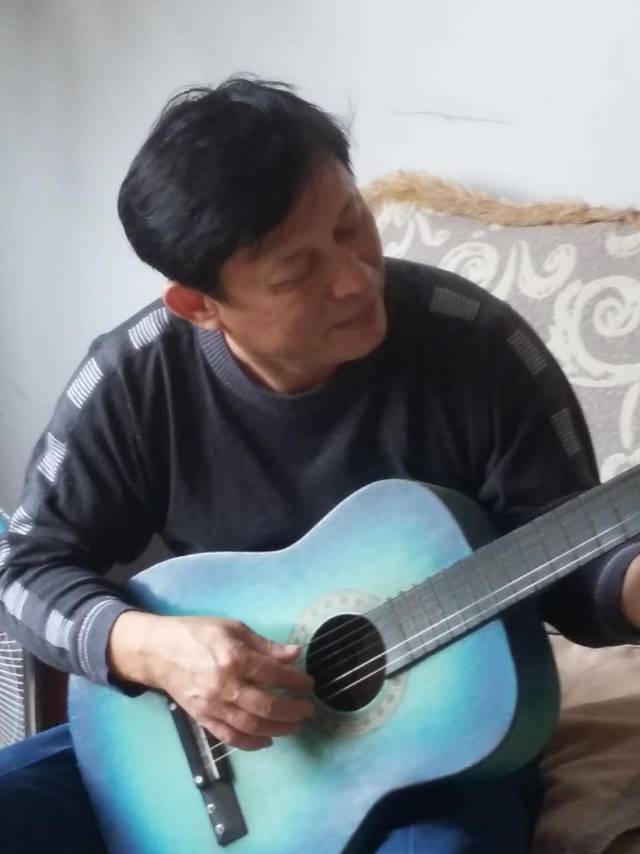 晖伴中老年人找老伴搭子