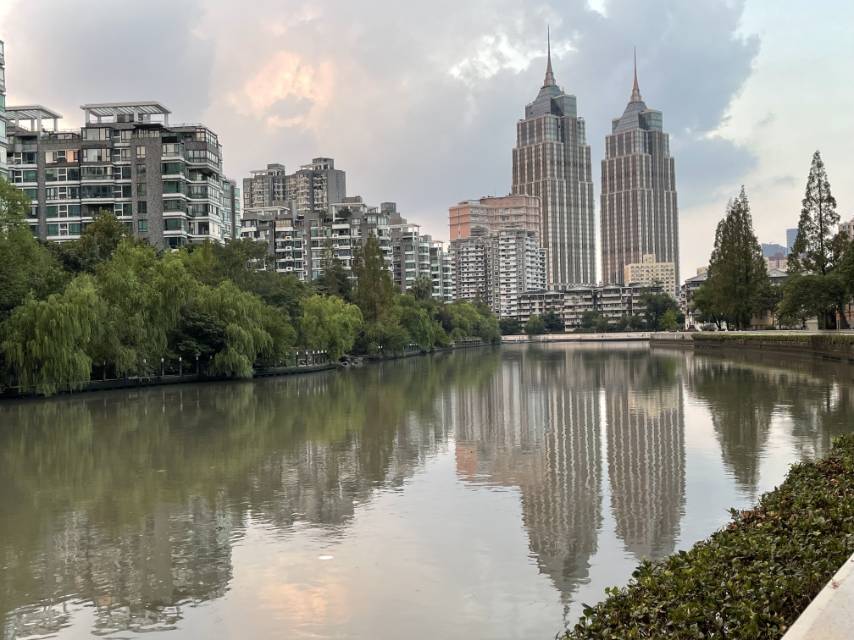 晖伴中老年人找老伴搭子