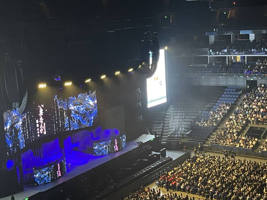 晖伴中老年人找老伴搭子