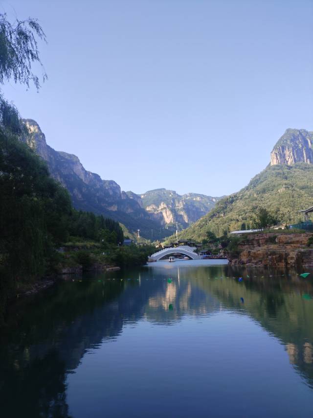 晖伴中老年人找老伴搭子