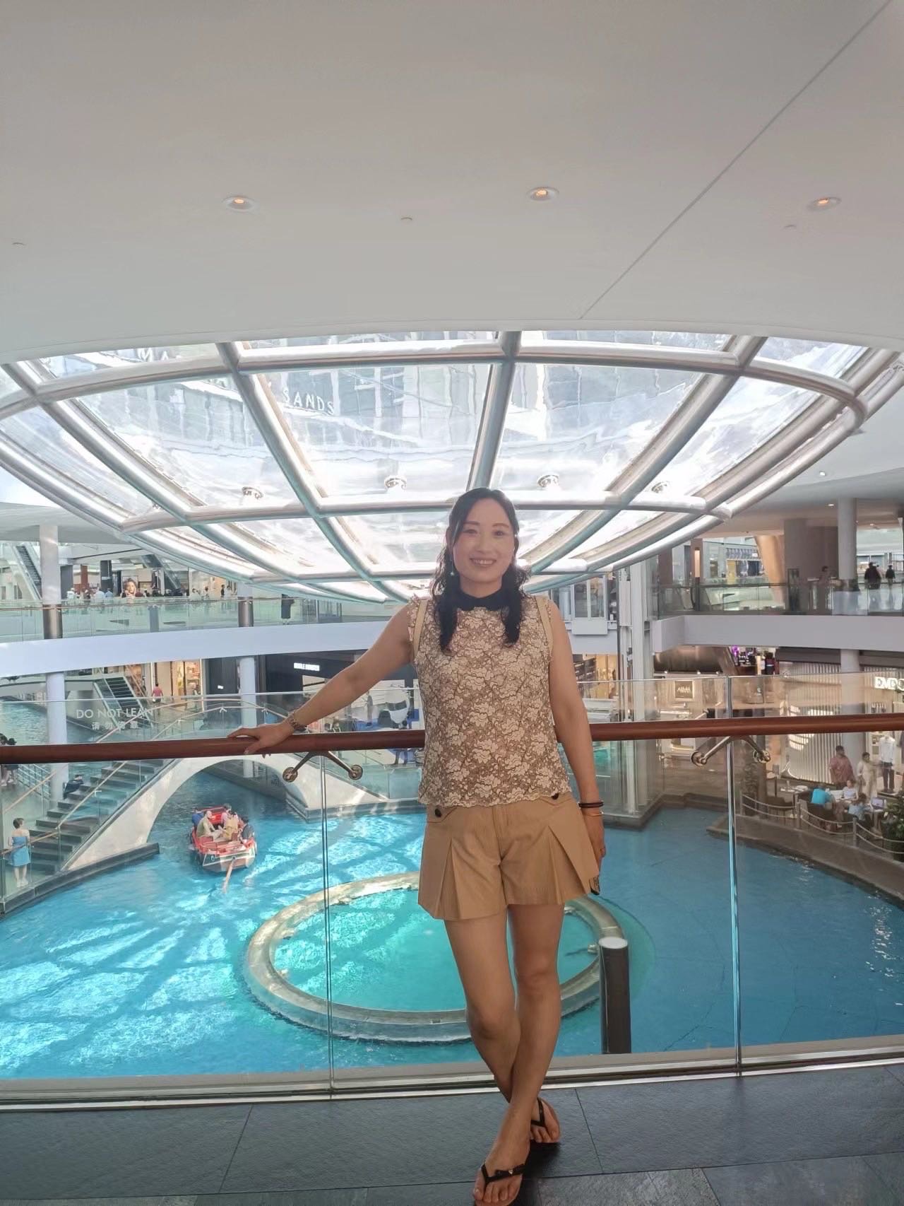 晖伴中老年人找老伴搭子